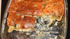 Torta de abobrinha com queijos e cogumelos