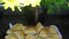 Pão recheado com presunto e queijo