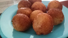 Bolinho de arroz crocante fácil