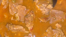 Língua de boi guisada