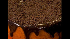 Bolo de cenoura vulcão