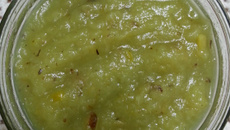 Geléia de abacaxi com pimenta