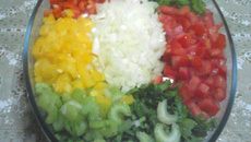 Salada colorida fácil
