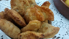 Pastel de queijo com catupiri