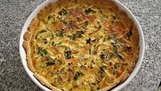 Quiche de frango e cogumelos