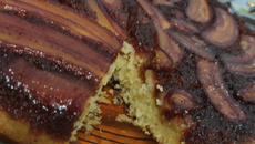 Torta caramelizada de banana