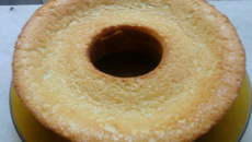 Bolo mole pega marido da Lucy