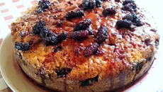 Bolo de amora frescas