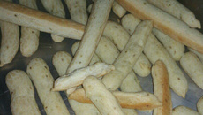 Bolinho de polvilho doce com erva-doce