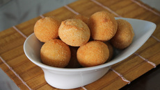 Massa básica de coxinha, enroladinho de salsicha e bolinha de queijo
