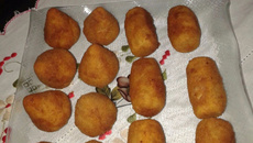 Coxinha com recheio de frango