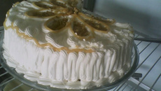 Bolo simples de nozes