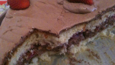 Torta de morango muito fácil