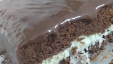 Pão de ló mesclado de micro-ondas