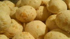 Pão de queijo crocante