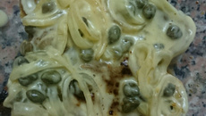 Bife ao molho de alcaparras