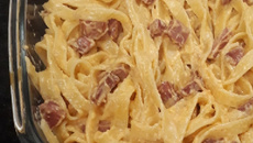 Macarrão com mortadela da Danny