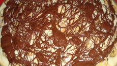 Pizza de chocolate com banana