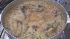 Caldo de rabo e cabeça de peixe (retalho de peixe)