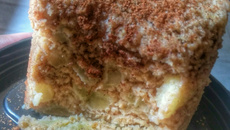 Bolo de maçã na caneca