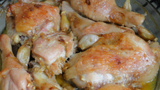 Coxa e sobrecoxa assada molhadinha