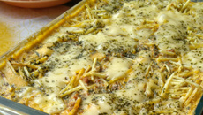 Fricassê de carne moída com requeijão