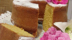 Bolo de laranja com fubá