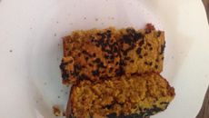 Bolo salgado de cenoura com atum