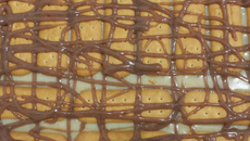 Pavê de biscoito maizena e leite condensado