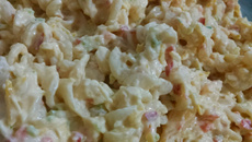 Salada parafuso arco-íris