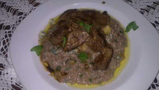 risoto de gorgonzola e alecrim com purê de banana e filé