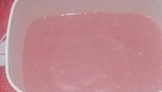 Geladão de uva e goiabada