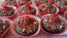 Cupcake de chocolate no micro-ondas