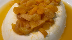 Manjar de coco com calda de damasco diet