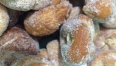 Rosquinhas com canela e açúcar
