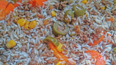 Arroz com carne moída