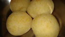 Pão de queijo mineiro legitimo