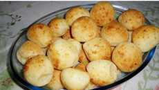 Pão de queijo caseiro