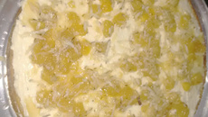 Bolo recheado de abacaxi