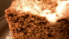 Bolo de maçã com nozes e passas