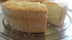 Bolo simples de baunilha