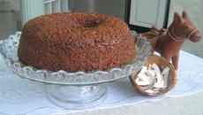 Bolo de macaxeira (aipim) caramelado