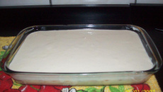 Pavê branco e amarelo