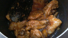 Coxa e sobrecoxa frita na pressão