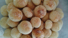 Pão de queijo com farinha de trigo