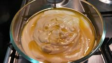 Pasta de grão-de-bico em lata