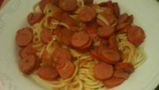 Macarrão com salsicha