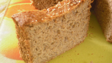 Pão semi-integral com inhame e grãos