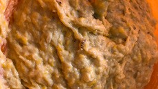 Bolinhos de banana da terra com queijo e assados do Lúcio Cezar