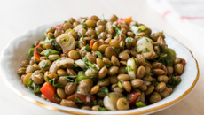 Salada de lentilha com bacalhau